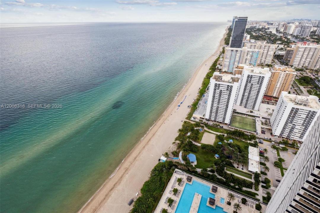 1830 S OCEAN DR 4803, Hallandale Beach, Florida 33009, USA