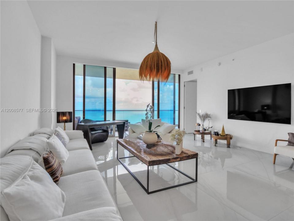 18975 Collins Ave 4303, Sunny Isles Beach, Floride 33160, États-Unis