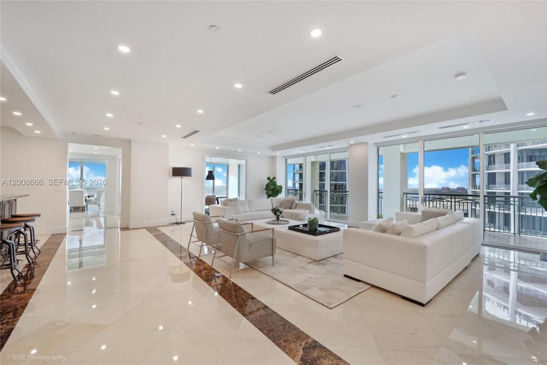 3400 SW 27th Ave 2202, Miami, Floride 33133, États-Unis