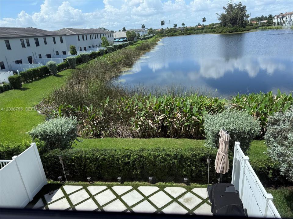 20478 NW 4th Ct, Miami Gardens, Florida 33169, USA