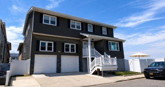 93 Armour Street, Long Beach, New York 11561, USA