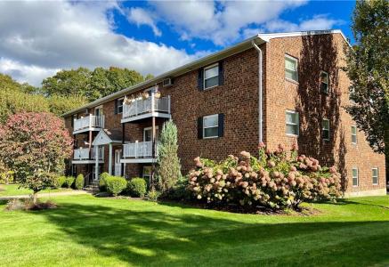 395 Mendon Road D1, North Smithfield, RI 02896, USA