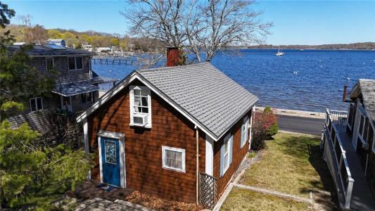 24 Harrison Street, Bristol, RI 02809, USA