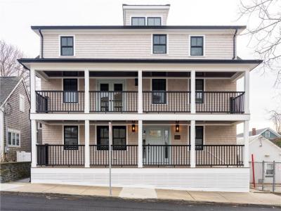 7 Dearborn Street 1, Newport, RI 02840, USA
