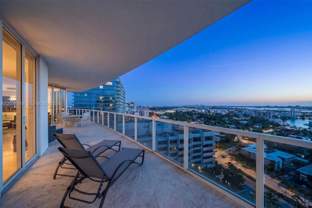 10225 Collins Ave 2004, Bal Harbour, 佛罗里达州 33154, 美国