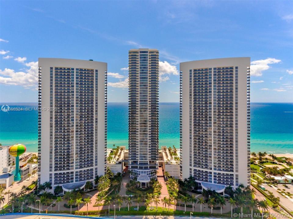 1830 S OCEAN DR 3910, Hallandale Beach, Florida 33009, USA