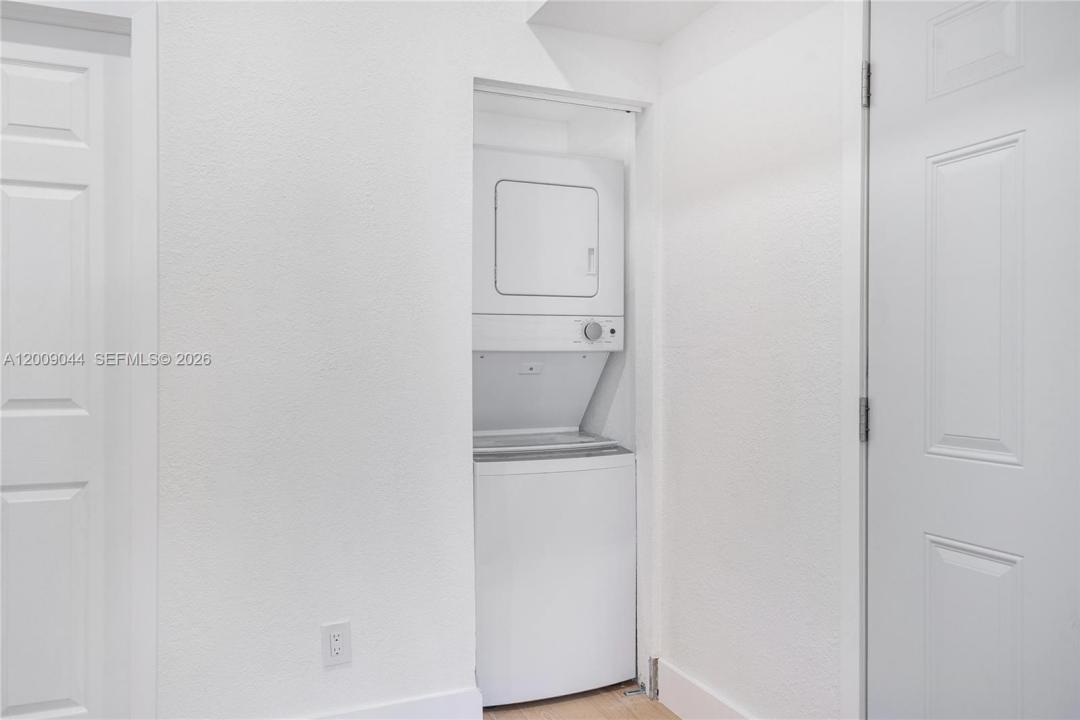 629 SW 10th Ave 6, Miami, Florida 33130, Stati Uniti
