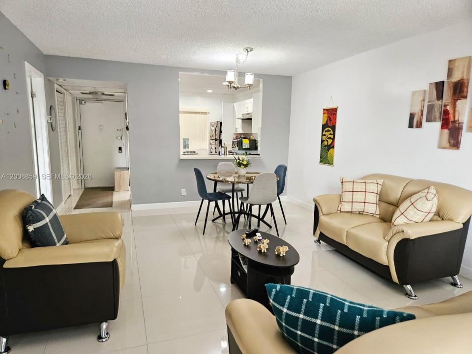 8818 W Mcnab Rd 303, Tamarac, Floride 33321, États-Unis