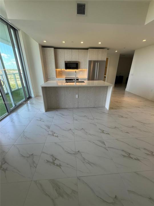 2000 Metropica Way 901, Sunrise, Floride 33323, États-Unis