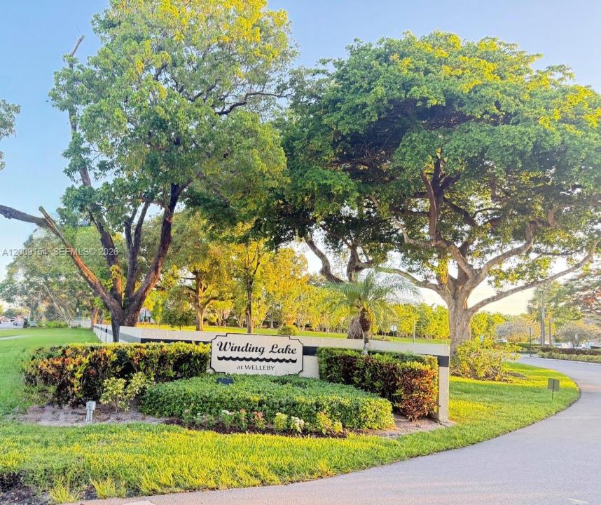 10016 Winding Lake Rd 202, Sunrise, Floride 33351, États-Unis