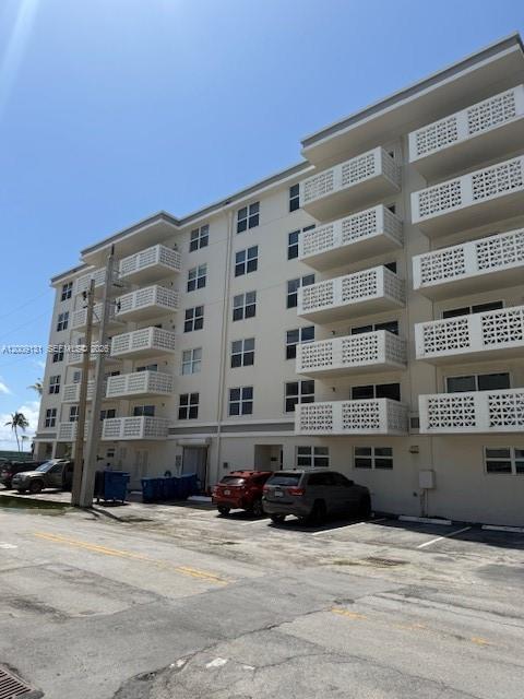 1901 S Ocean Dr 207, Hollywood, Florida 33019, USA