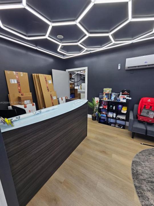 13850 SW 143rd Ct 14, Miami, Florida 33186, Stati Uniti