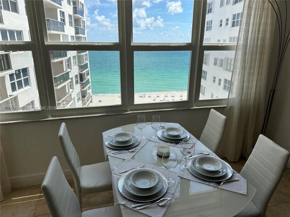 6039 Collins Ave 1510, Miami Beach, Florida 33140, Stati Uniti