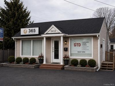 2433 Middle Country Road, Brookhaven, Nova Iorque 11720, Estados Unidos