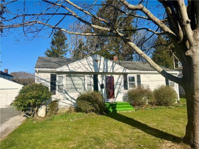 3 Wood Road, Middletown, RI 02842, USA