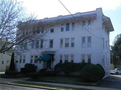 152 Elmgrove Avenue, Providence, RI 02906, USA
