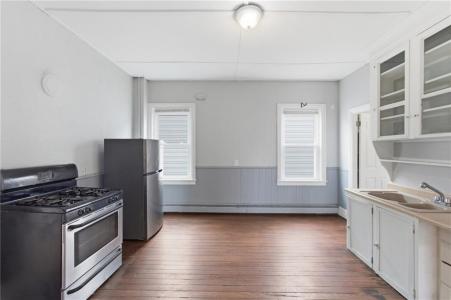 54 Candace Street, Providence, RI 02908, USA