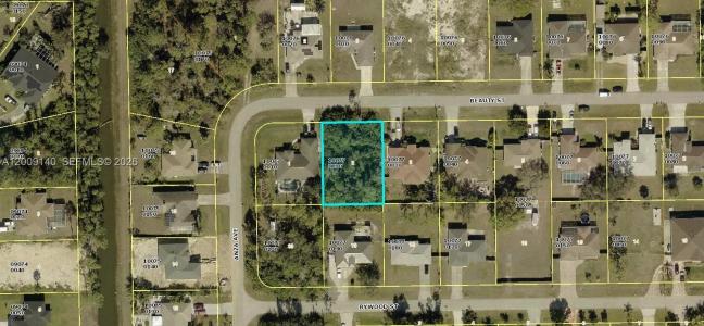 5217 Beauty St., Lehigh Acres, Florida 33971, Stati Uniti