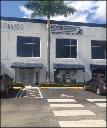 7500 NW 25th St 114, Miami, Floride 33122, États-Unis