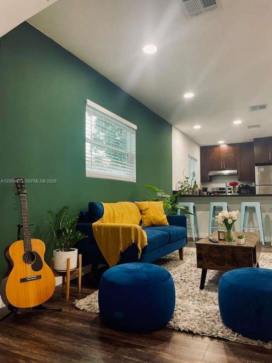 22 NW 14th Ave, Dania Beach, Florida 33004