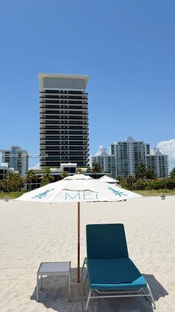 5875 Collins Ave 708, Miami Beach, Floryda 33140, USA