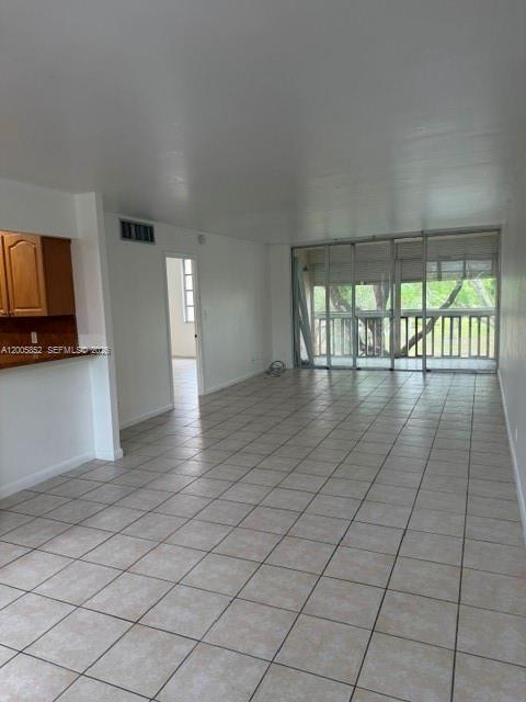 7031 Environ Blvd 221, Lauderhill, Florida 33319, Stati Uniti