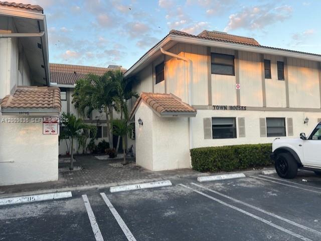 10789 Royal Palm Blvd 4, Coral Springs, Floryda 33065, USA