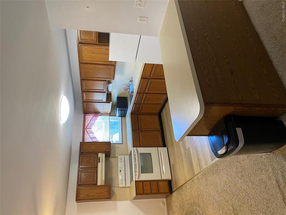 124 Chelsea Avenue, West Babylon, New York 11704, États-Unis