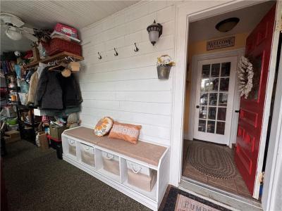 37 Aldrich Street, West Warwick, RI 02893, USA