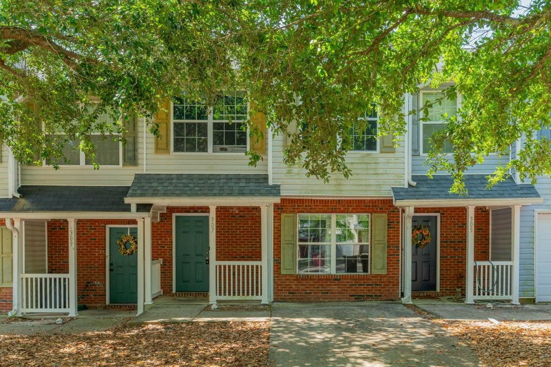 307 Crooked Pine Trail, Crestview, Florida 32539
