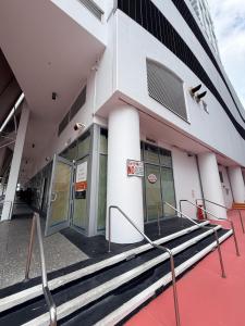 6801 Collins Avenue 1215, Miami Beach, Florida 33141
