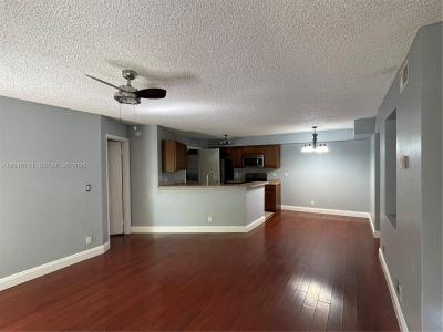 9999 Summerbreeze Dr 717, Sunrise, Florida 33322, USA
