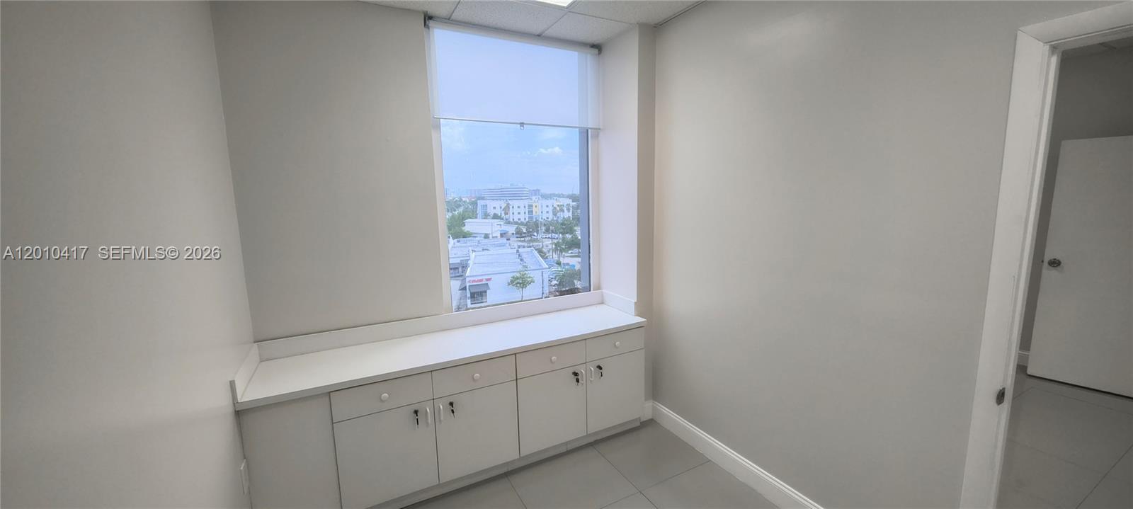 12550 Biscayne Blvd 605, North Miami, Florida 33181, Stati Uniti