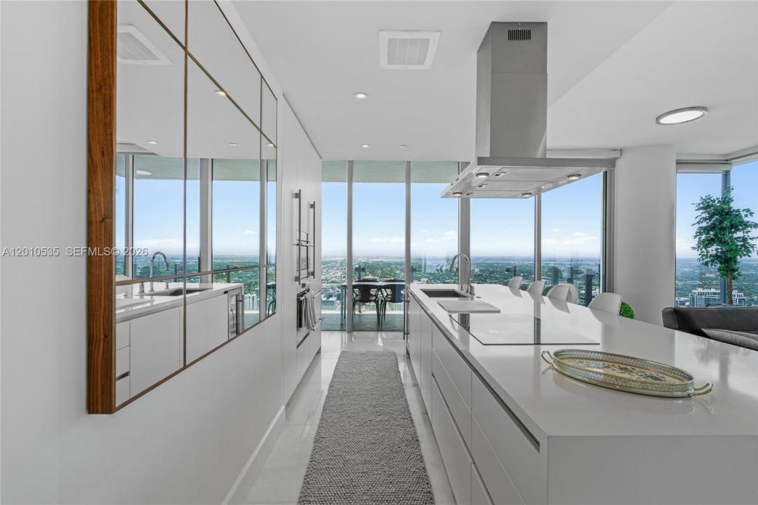 700 NE 26th Terrace 5606, Miami, Florida 33137, Stati Uniti