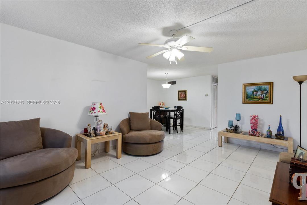 165 NE 203rd Ter C20, Miami Gardens, Floride 33179, États-Unis