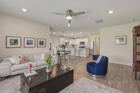 3141 Poinciana St, Lauderdale Lakes, Florida 33311
