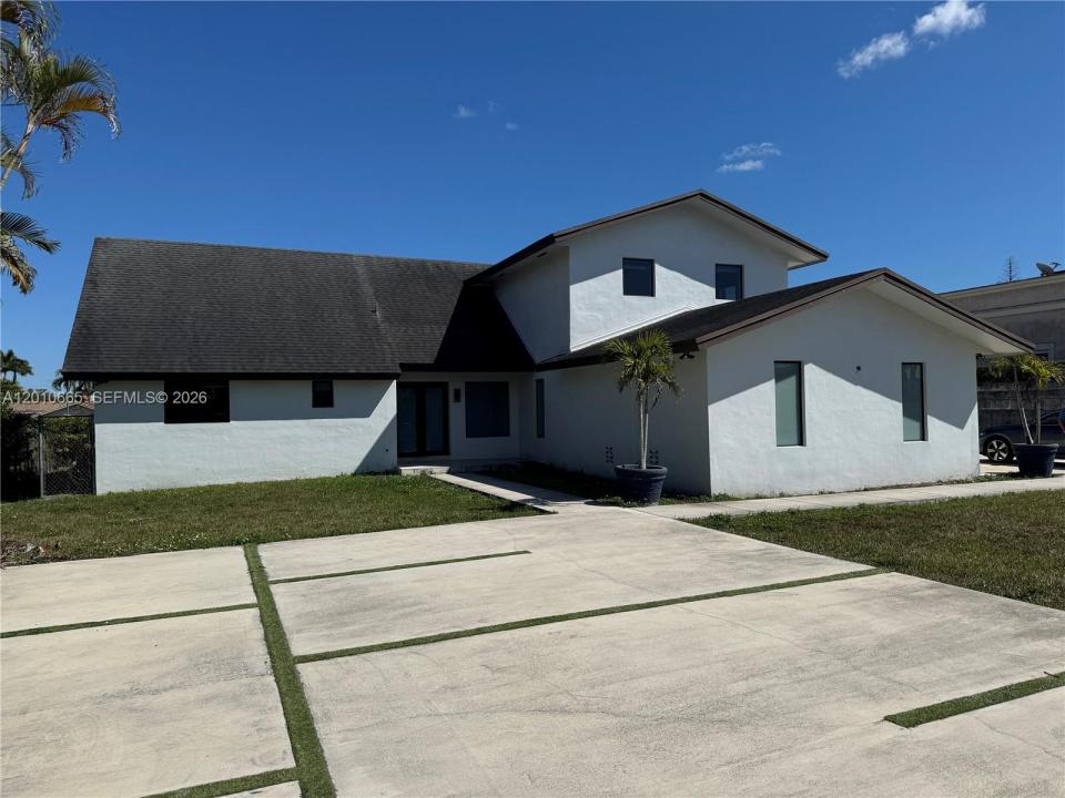 3155 SW 132nd Ave, Miami, Floryda 33175, USA