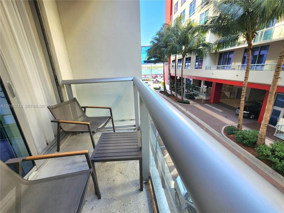 777 N Ocean Dr S207, Hollywood, Florida 33019, USA