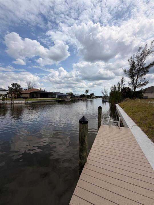 2329 NW 36TH PL, Cape Coral, Floride 33993, États-Unis