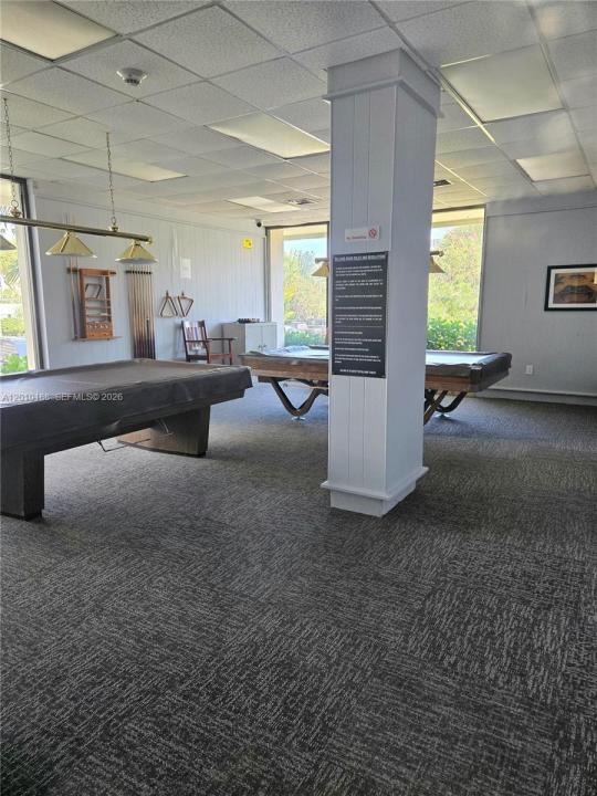 300 Bayview Dr 605, Sunny Isles Beach, Florida 33160, Stati Uniti