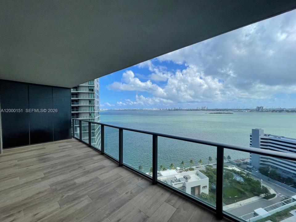 650 NE 32 street 1805, Miami, Florida 33137, Stati Uniti