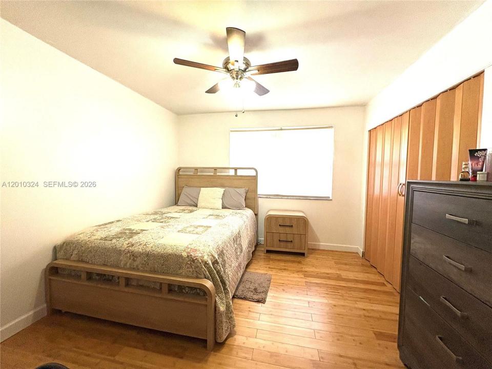 5424 Gate Lake Rd 5424, Tamarac, Florida 33319