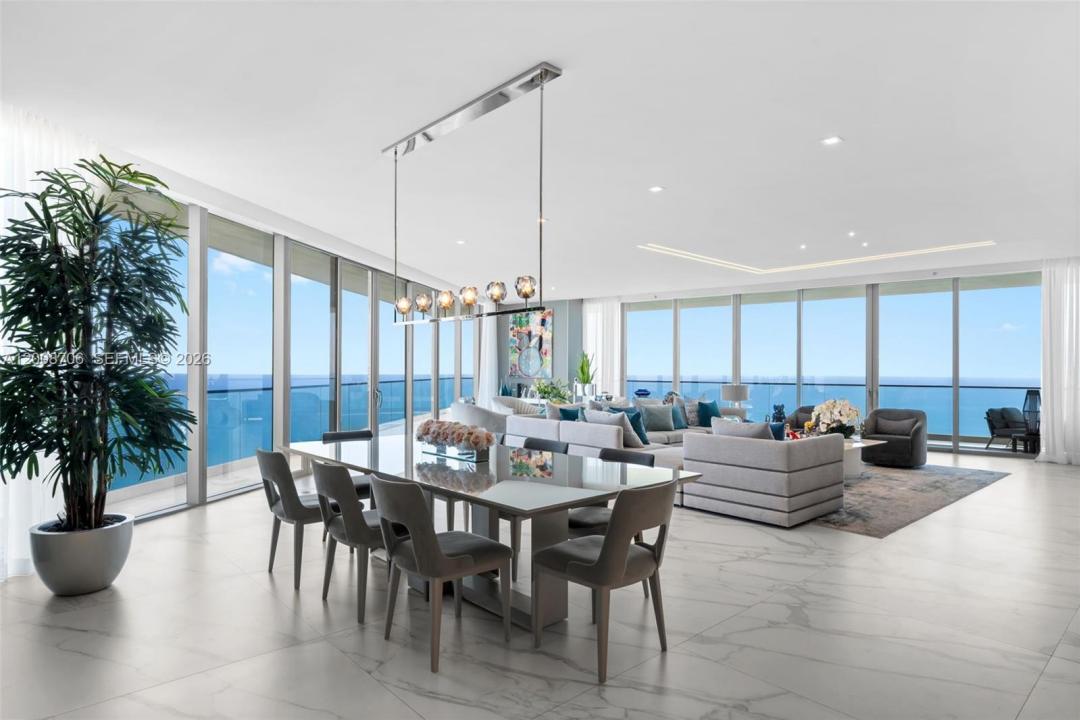 18975 Collins Ave 5200, Sunny Isles Beach, Floryda 33160, USA