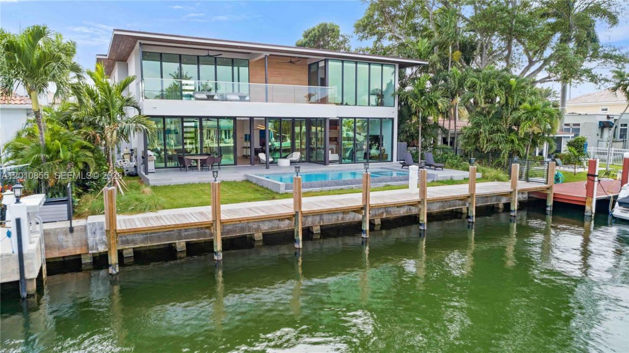 1537 SE 13th St n/a, Fort Lauderdale, Florida 33316, USA