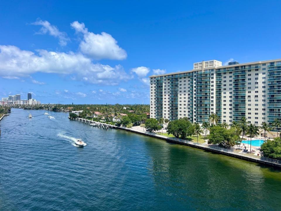 19390 Collins Ave 1510, Sunny Isles Beach, Floride 33160, États-Unis
