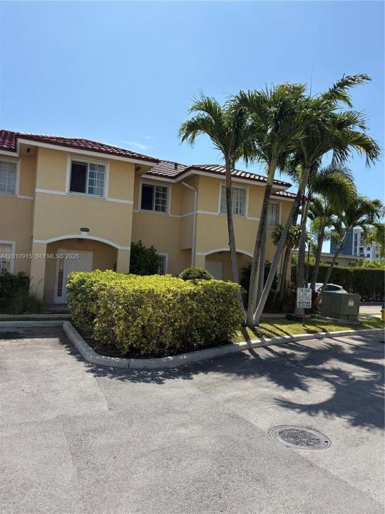 2086 NE 167th St 2-108, North Miami Beach, Floride 33162, États-Unis
