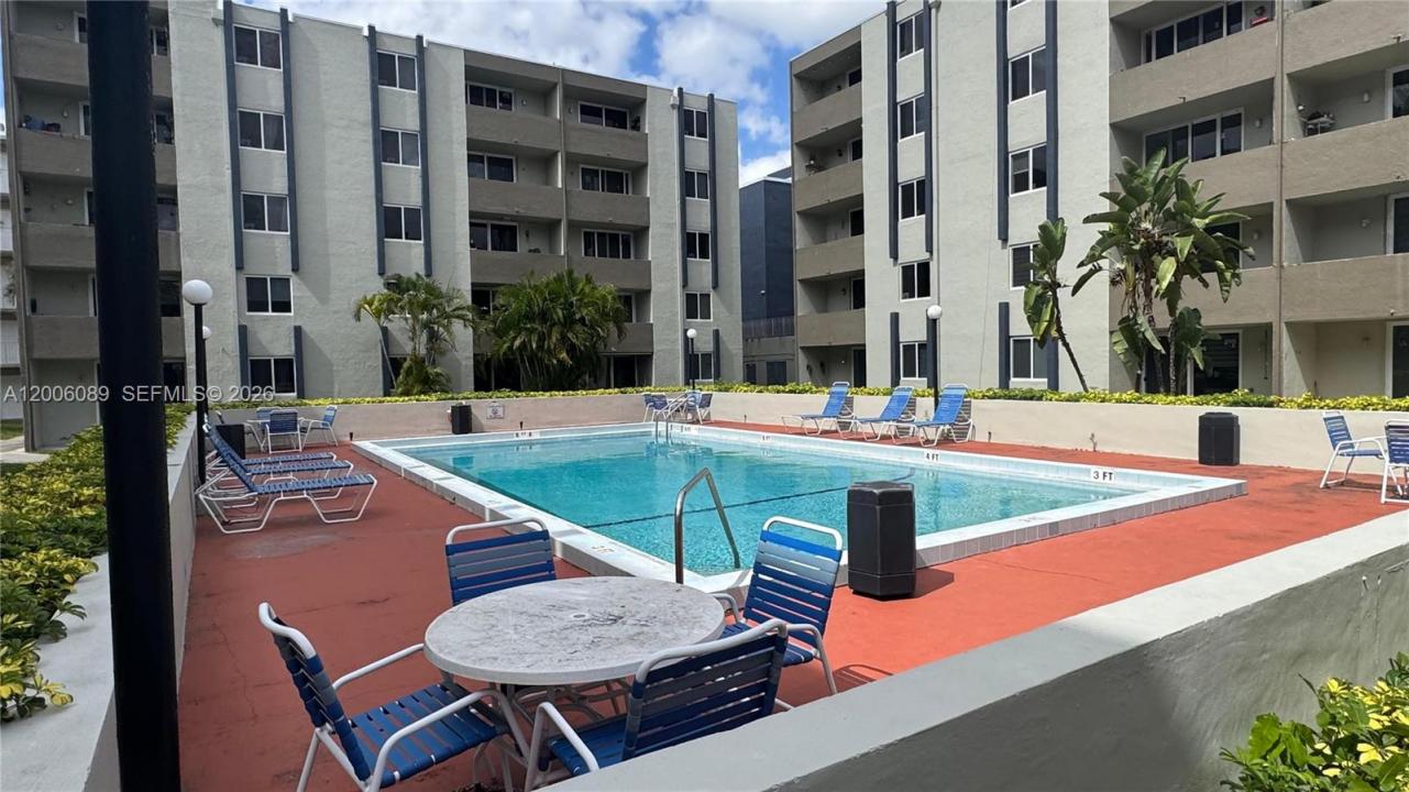 10090 NW 80th Ct 1203, Hialeah Gardens, Florida 33016, Stati Uniti