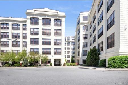 1 Scarsdale Road, Eastchester, New York 10707, États-Unis