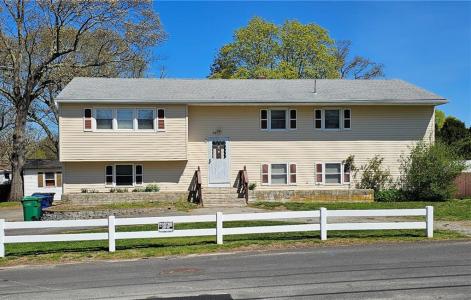 99 Pender Avenue, Warwick, RI 02889, USA