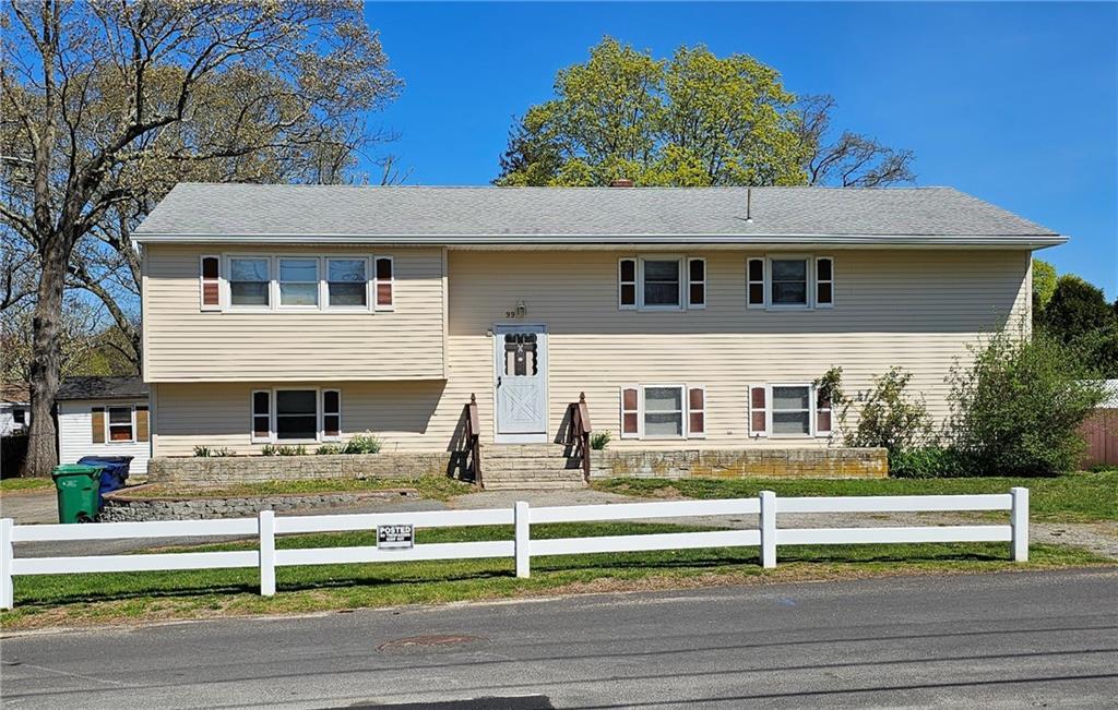 99 Pender Avenue, Warwick, Rhode Island 02889